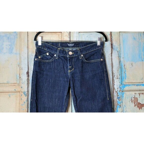 Rock & Republic Womens Size 26 Low Rise Straight Leg Berlin Denim Jeans - Picture 2 of 9